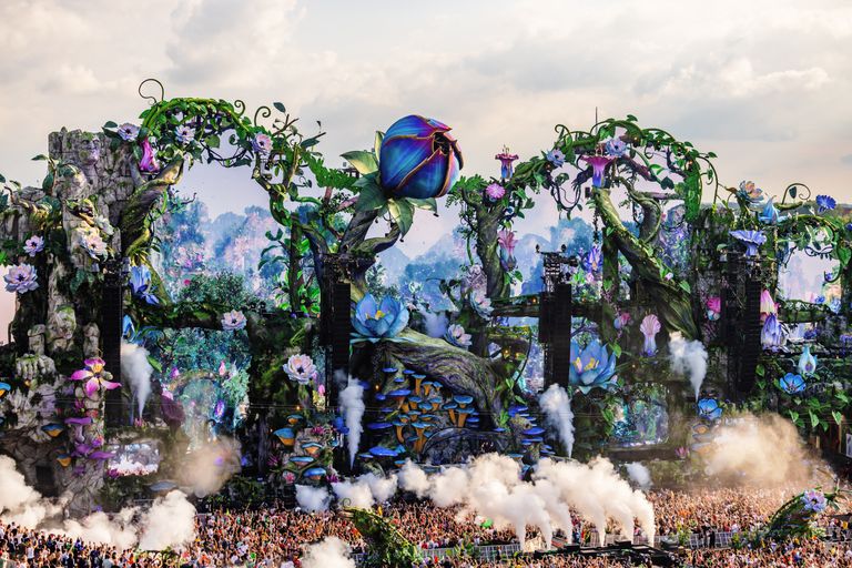 TOMORROWLAND セット販売 aHR0cHM6Ly90bGJlLWFzc2V0cy5wcm
